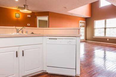 8339 Grand Trevi Dr unit 6001, Louisville, KY 40228 - photo 7