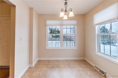 53 Blossom Wood Ln, Buffalo, NY 14227 - photo 7