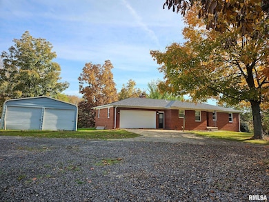 3881 Highway 61, Blue Grass, IA 52726 - photo 4
