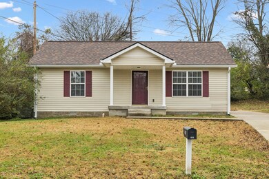 422 Glenn St, Clarksville, TN 37040 - photo 5