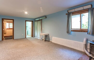 16 Chagnon Ln unit A & B, Hudson, NH 03051 - photo 5