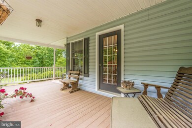 2445 Chestnut Grove Rd, Sharpsburg, MD 21782 - photo 2