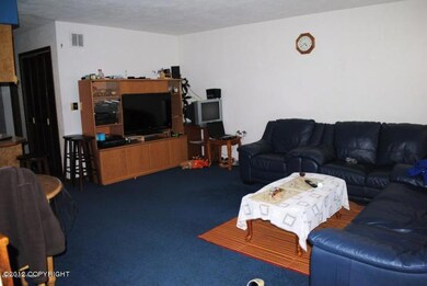 starburstLivingRoom