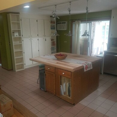 216 Naticook Rd, Merrimack, NH 03054 - photo 3