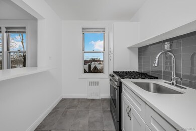 4320 van Cortlandt Park E unit 5A, Bronx, NY 10470 - photo 5