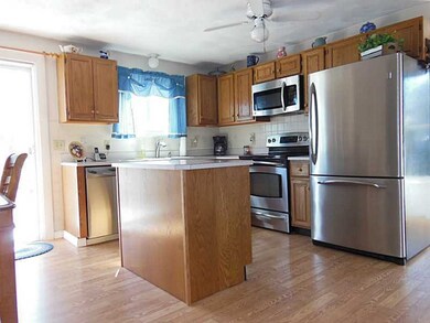 62 Clark Ave, Cranston, RI 02920 - photo 6