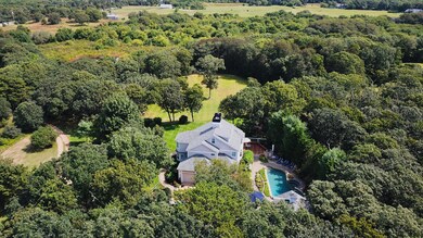 33 Llewellyn Way, Edgartown, MA 02539 - photo 2