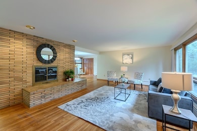 573 Marshall Rd, Fitchburg, MA 01420 - photo 5