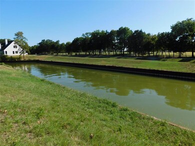 L 484 Canal St, Corsicana, TX 75109 - photo 2