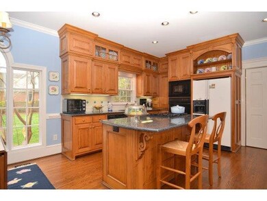 Kitchen w recessed lighting