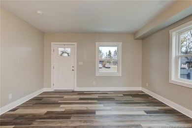 1685 Bryn Mawr Ct, New Albany, IN 47150 - photo 7