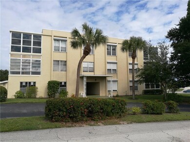 1950 NE Indian River Dr unit 302, Jensen Beach, FL 34957 - photo 3