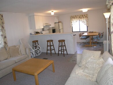 18 Boyle St, Lincoln, NH 03251 - photo 3