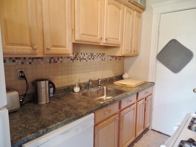 64 Queensberry St unit 322, Boston, MA 02215 - photo 7