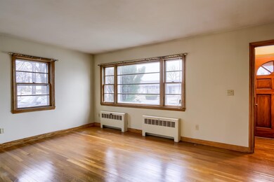 34 Elizabeth Ave, Manchester, NH 03103 - photo 6