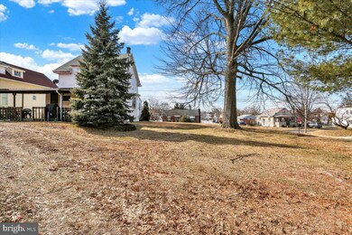 3439 Raymond St, Reading, PA 19605 - photo 7