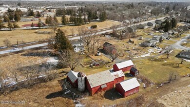 839 Amsterdam Rd, Schenectady, NY 12302 - photo 2