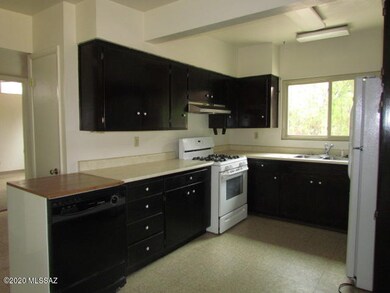 022-185322 Kitchen 4