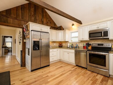 87 Alvarado Ave, Worcester, MA 01604 - photo 4