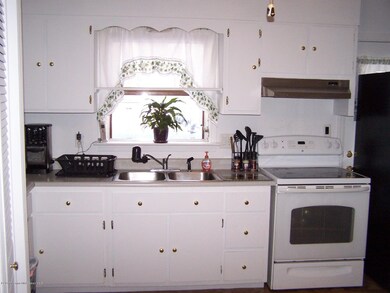 25 Charles St, Howell, NJ 07731 - photo 4