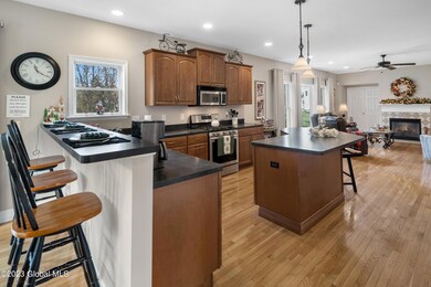 3 Champion Cir, Clifton Park, NY 12065 - photo 7