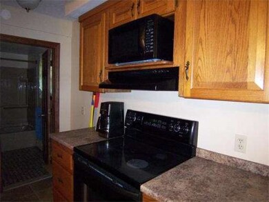 19 Cedar St, Milford, MA 01757 - photo 6