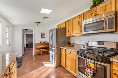 5 Kitchen.pantry 2