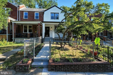 2613 Franklin St NE, Washington, DC 20018 - photo 2