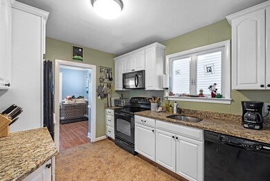 17 Osgood St, Salem, MA 01970 - photo 3