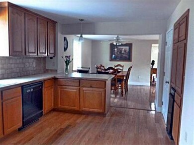 22 King St, Wilmington, MA 01887 - photo 4