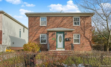 297 Otis Ave, Staten Island, NY 10306 - photo 3