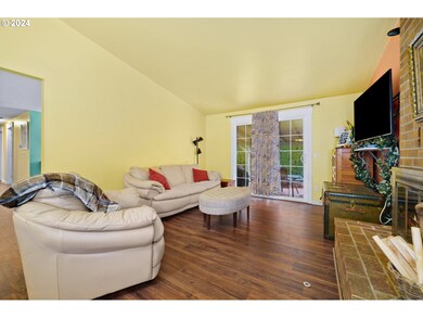 1188 NE Centurion Dr, Gresham, OR 97030 - photo 6