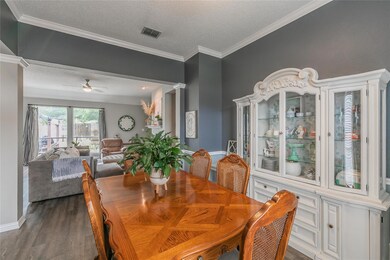 484 Shade Tree Cir, Hurst, TX 76054 - photo 5