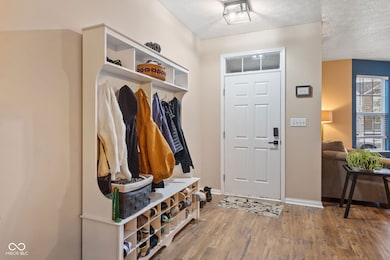 7154 Bruin Dr, Indianapolis, IN 46237 - photo 5