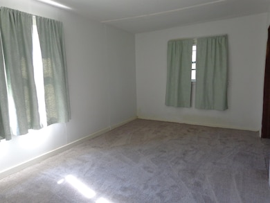 323 S 3rd St, Towanda, KS 67144 - photo 6