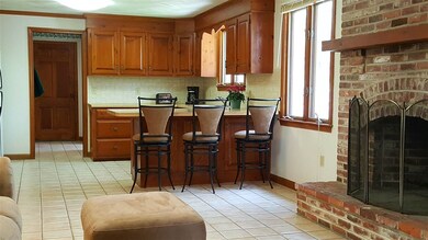 16 Camelot Dr, Bedford, NH 03110 - photo 7