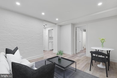 1322 15th St NW unit B2, Washington, DC 20005 - photo 3