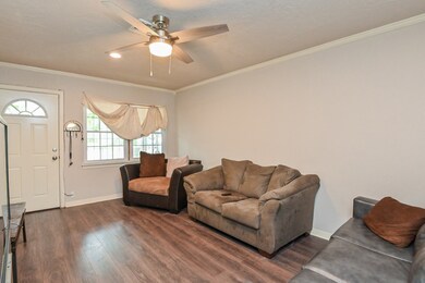 10522 Castleton St, Houston, TX 77016 - photo 3