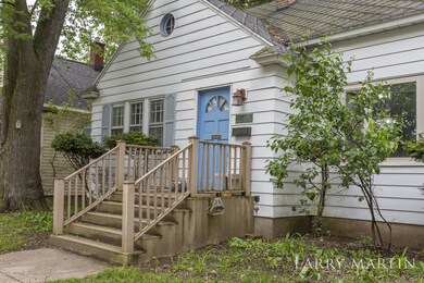 1110 Griggs SE_11