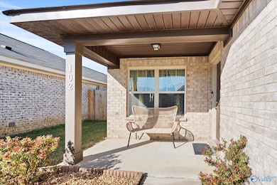 102 Winstead Cir, Owens Cross Roads, AL 35763 - photo 4