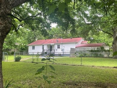 1929 W Washington St, Denison, TX 75020 - photo 3