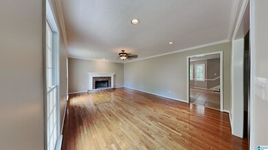 709 Gable Dr, Center Point, AL 35215 - photo 3