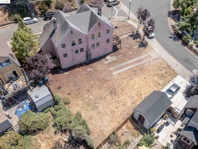 Aerial view of property and surrounding area