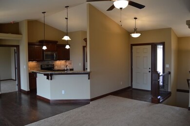 106 S Crocker Ct, Colwich, KS 67030 - photo 4