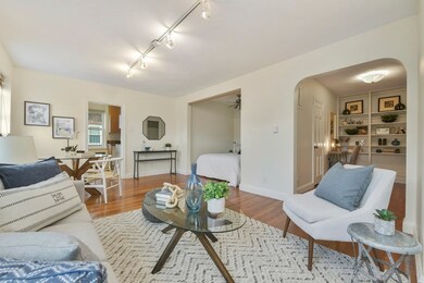 Cambridge Court unit L4E, Cambridge, MA 02139 - photo 4