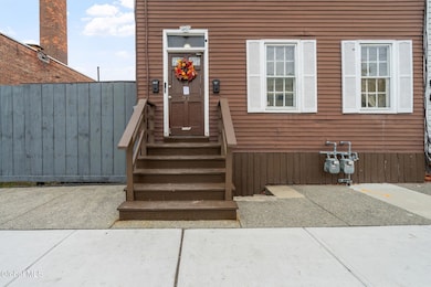 5-web-or-mls-97-west-st