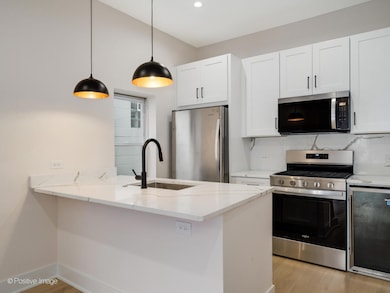 2142 N Maplewood Ave unit 1F, Chicago, IL 60647 - photo 4