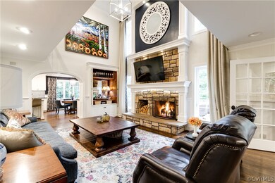 Family Room - Gas FP