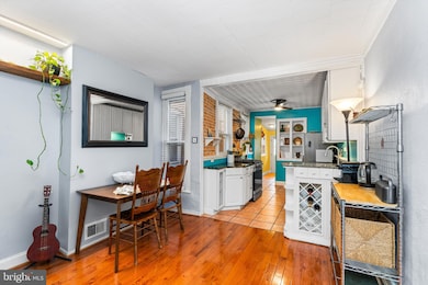 1411 Clarkson St, Baltimore, MD 21230 - photo 5