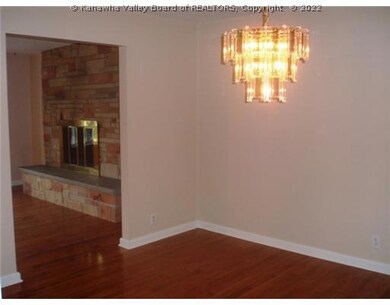 73 Mannon Dr, Alum Creek, WV 25003 - photo 5